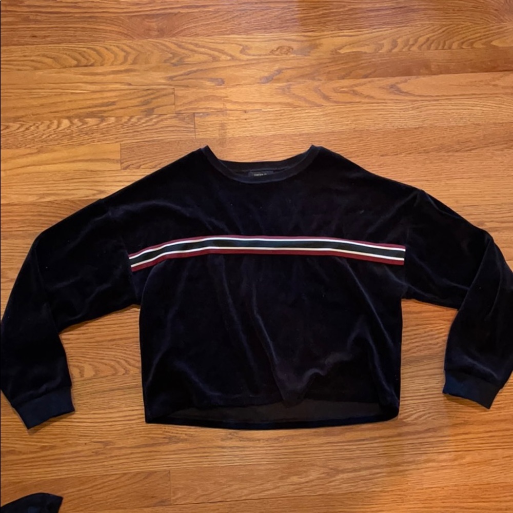 Black Velvet cropped sweatshirt